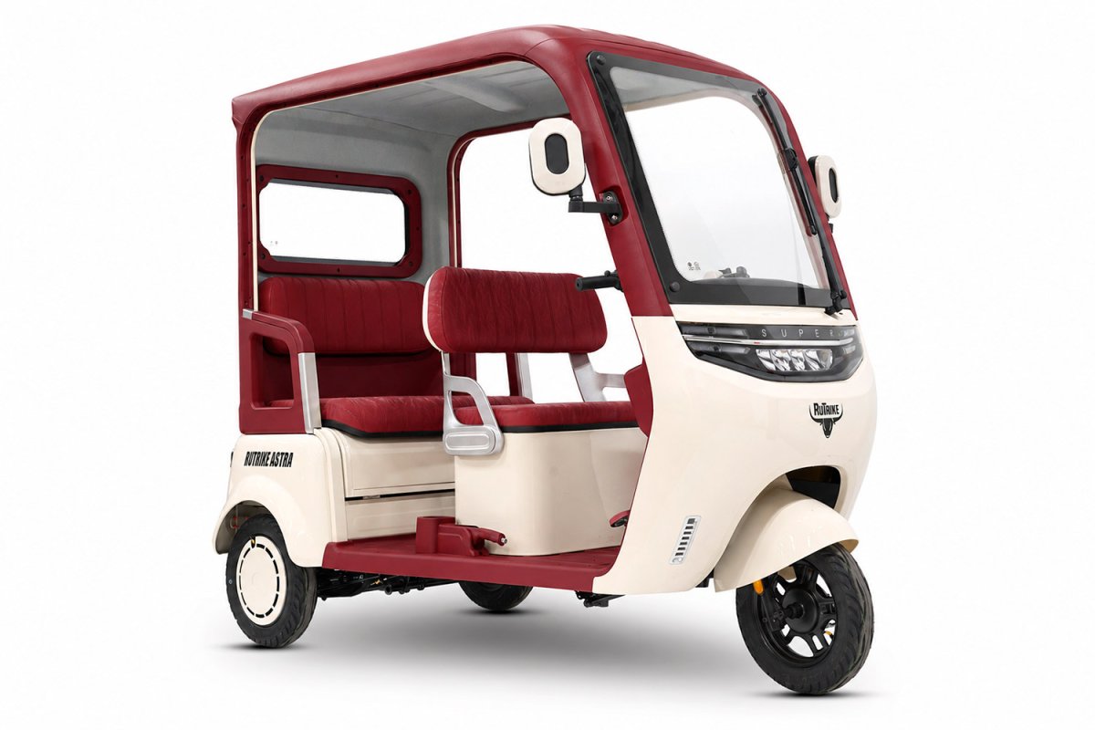 Трицикл RUTRIKE Астра Красный 3267 026357-3267