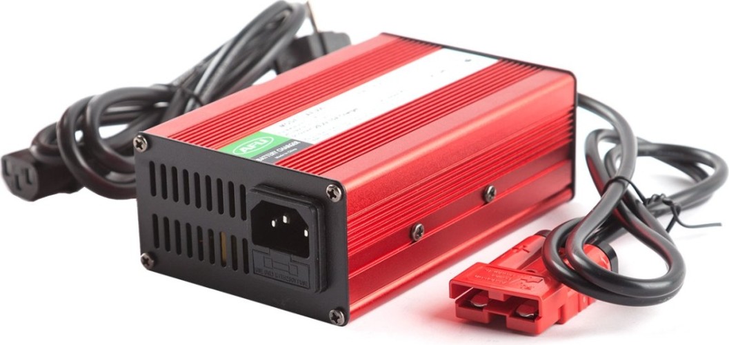 Изображение товара Зарядное устройство RUTRIKE 24V60AH (29.2V 15А) SB50 для LiFePo4 аккумуляторов 025183